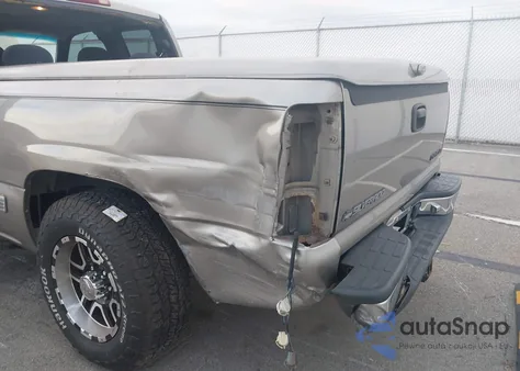 2001 Chevrolet Silverado 1500 Ls from USA, damaged, VIN 2GCEC19V111103239